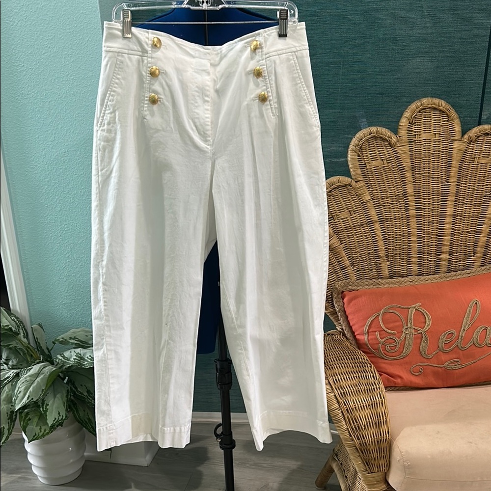 Talbots White and Gold Ankle Cropped Pants